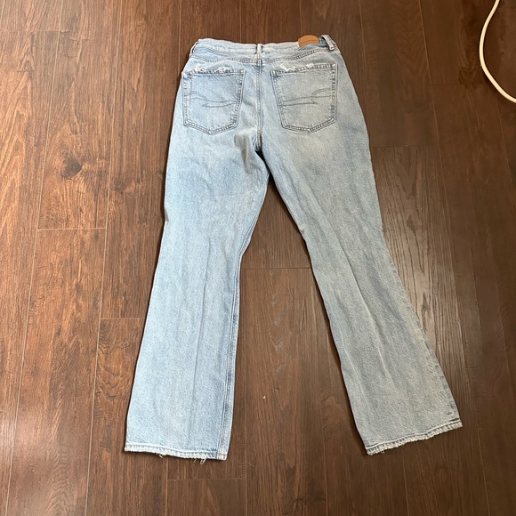 American Eagle AE 90s bootcut jeans 4 short - Picture 2 of 4